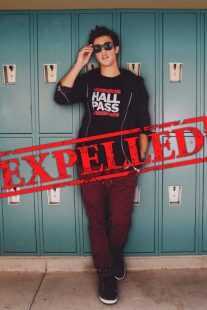 فیلم Expelled 2014