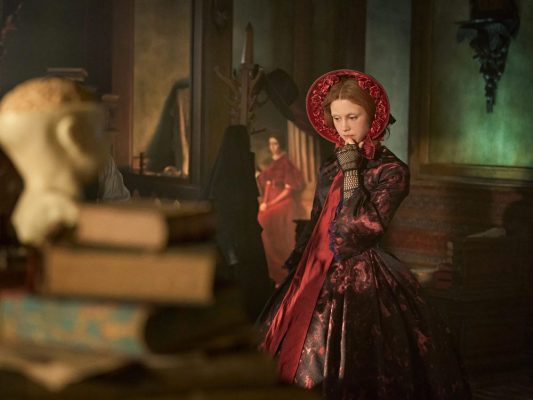 شگفتی طرفداران از نقش دوگانه میا گاث در Frankenstein